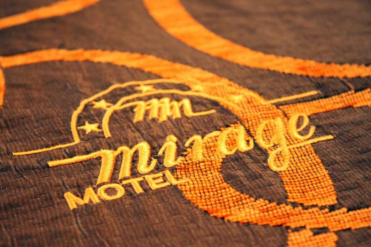 Motel Mirage Γκουανταλαχάρα Εξωτερικό φωτογραφία